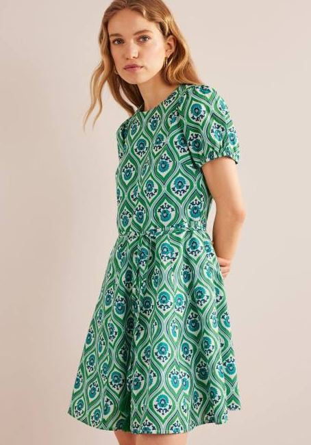 Habillez-vous avec Éclat grâce aux Vêtements Boden pour Toute la Famille