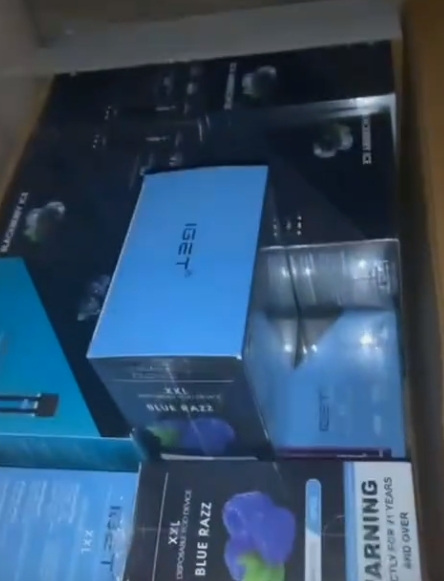 Exploration du Monde de la Vape avec IGET : Une R&eacute;volution Savoureuse